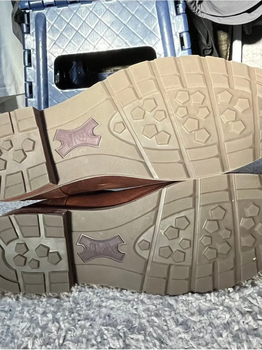 Ariat waterproof 13D Chelsea Boots